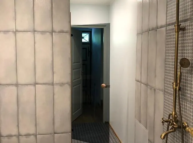 Louna 6-3 Apartament